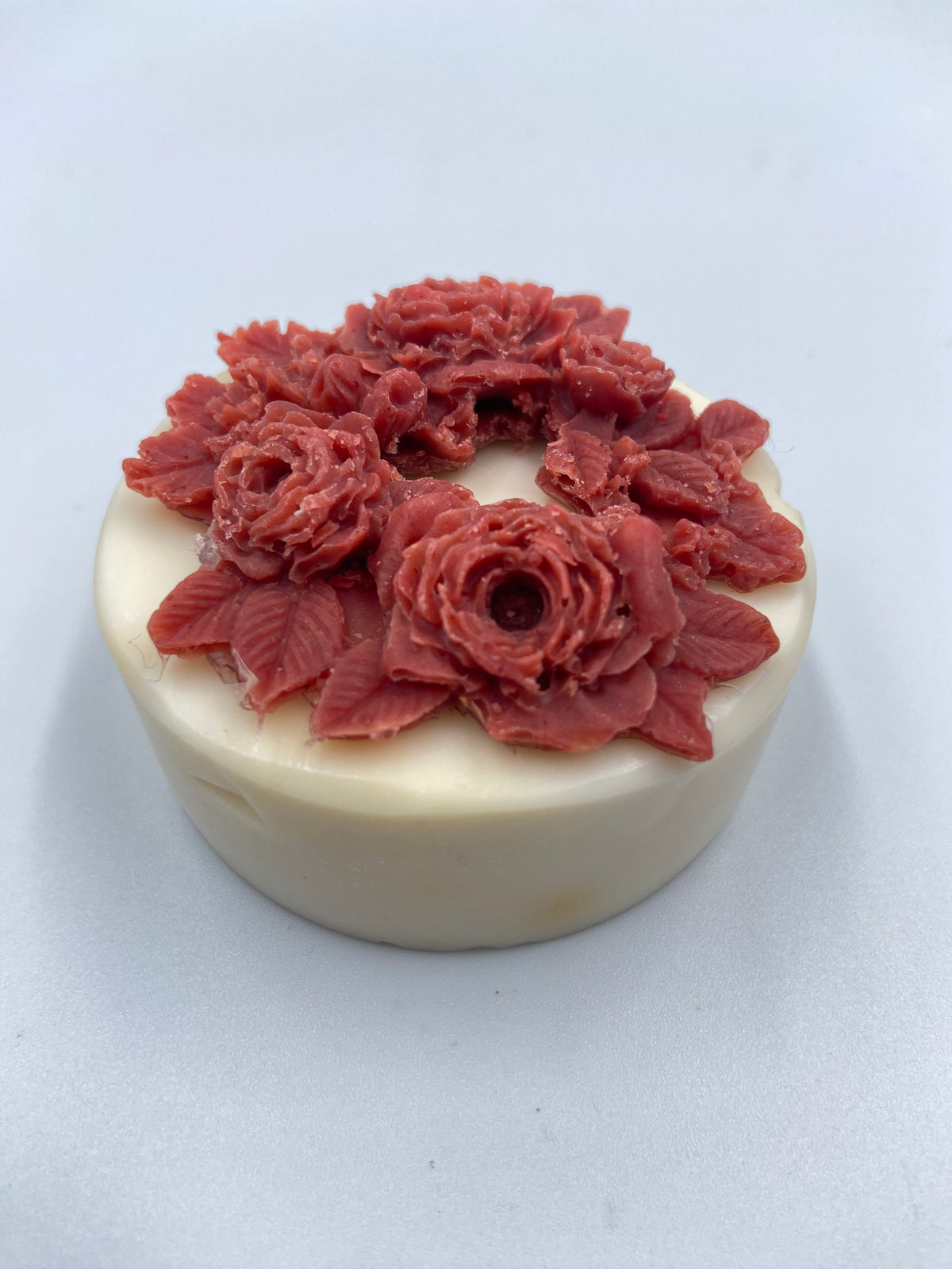 Jabón en flor con base blanca
