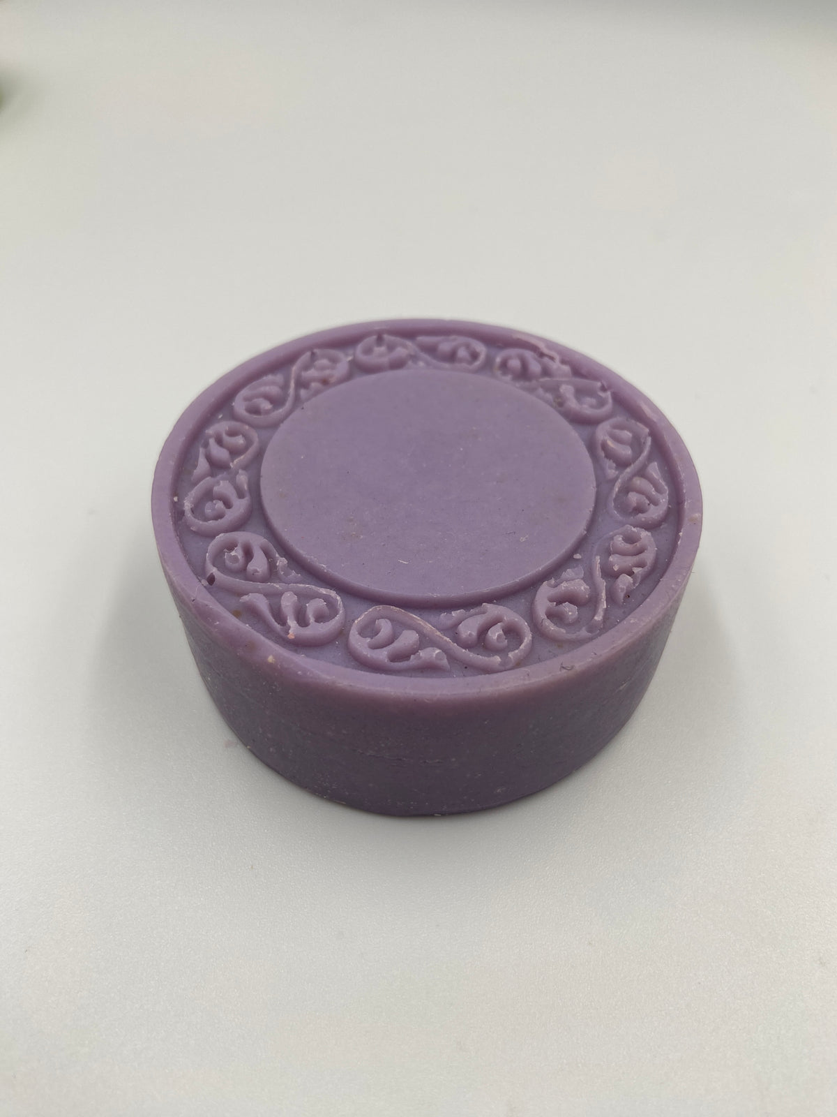 Jabón en flor con base blanca