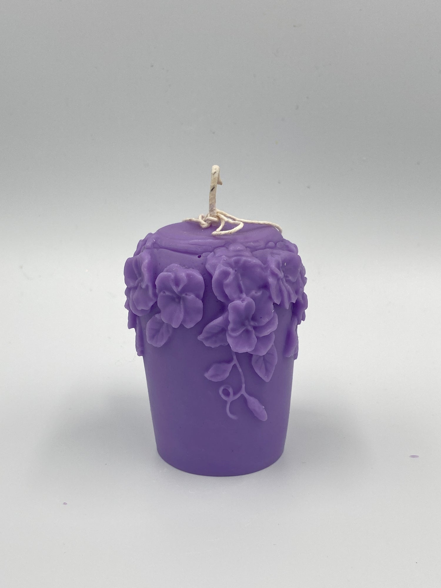 Velas de soja decorativas moradas