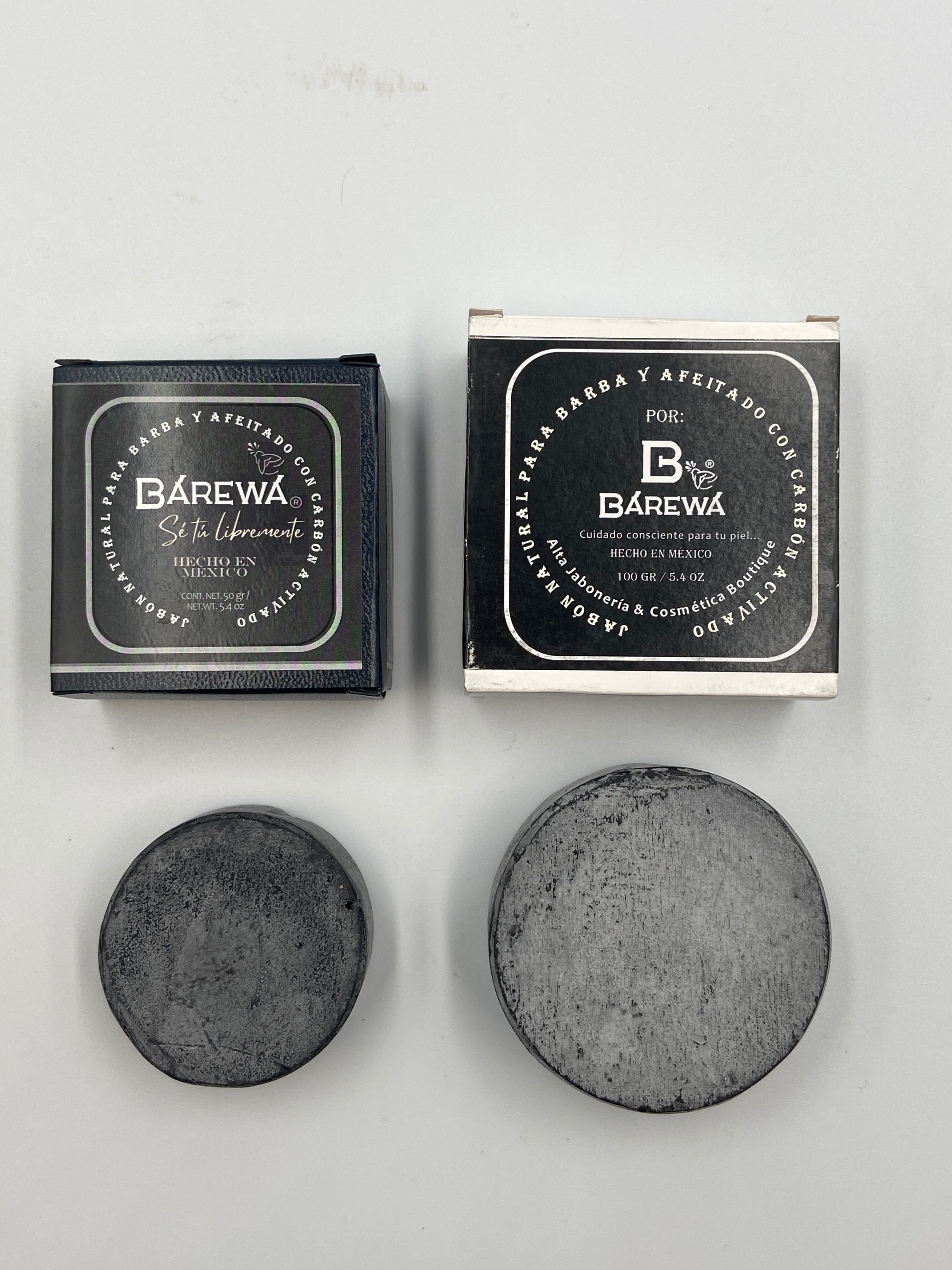 Jabón para barba y afeitado con carbón activado