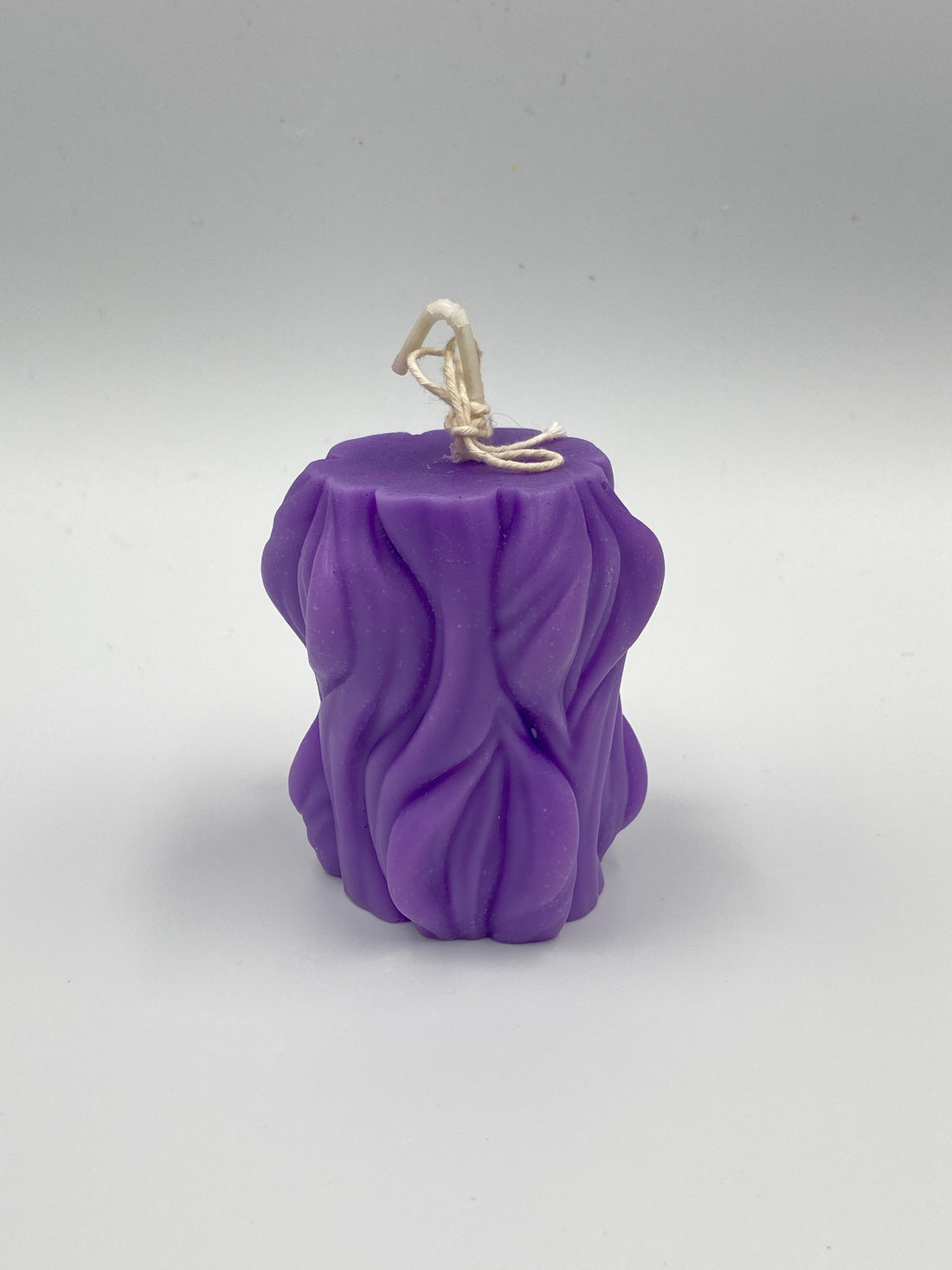 Velas de soja decorativas moradas