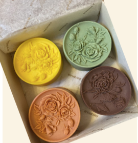 Kit de cuatro jabones de flores